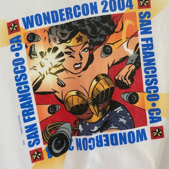 SF WONDERCON 2004 T Shirt rare wonder woman size Large - Picture 2 of 4